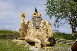 Une famille de géants autour du lac