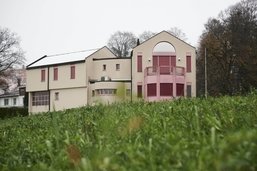 C'est oui, mais de justesse, au rachat de l'ancienne banque de Montagny-la-Ville