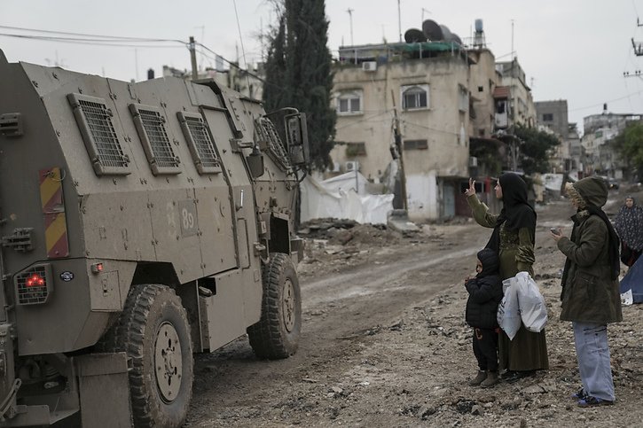 Depuis le début de la guerre entre Israël et le Hamas le 7 octobre, au moins 524 Palestiniens ont été tués en Cisjordanie occupée, par des soldats ou colons israéliens, selon les autorités palestiniennes (archives). © KEYSTONE/AP/NASSER NASSER