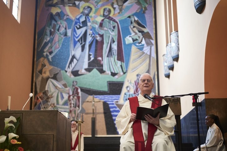 Messe: Les sermons restent courts à Fribourg
