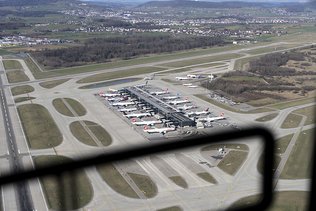 Trafic fortement perturbé à Zurich-Kloten à cause d'une panne